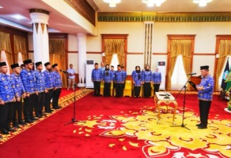 Gubernur Ansar Lantik Pejabat Eselon II dan III, Tekankan Integritas dan Kompetensi