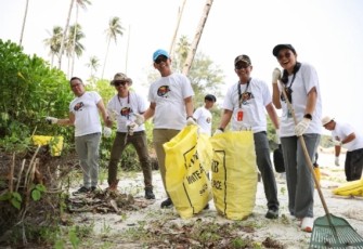 Aksi Bersih di Kampung Baru untuk Menjaga Pulau Bintan Tetap Lestari