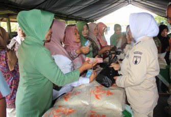 Semarak HUT ke-81 TNI, Bazar Murah Digelar di Kodim 0806/Trenggalek