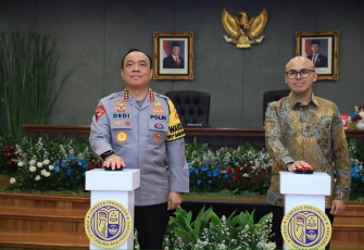 Sekretaris Eksekutif Lembaga Pendidikan SMA Kemala Taruna Bhayangkara (LPSKTB) Dirgayuza Setiawan