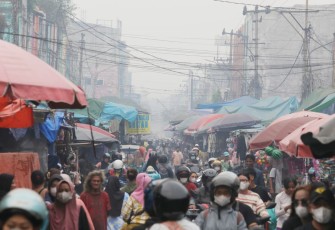 Kabut Asap Selimuti Kota Palembang, Warga Diimbau Gunakan Masker
