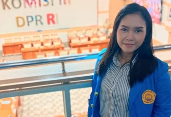 Mahasiswa semester III Hukum Universitas Tama Jagakarsa, Risa