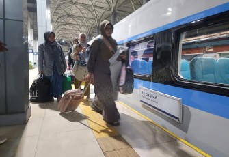 KA Cikuray Catat Okupansi 138 Persen dalam 10 Hari Operasi Rangkaian Baru