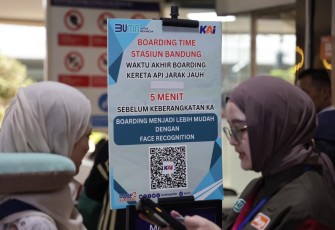 KAI Daop 2 Bandung Himbau Pelanggan Datang Lebih Awal ke Stasiun, Khusus Stasiun Bandung dan Stasiun Kiaracondong Boarding Ditutup 5 Menit Sebelum Jam Keberangkatan KA