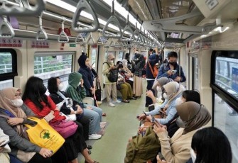 Layanan Nyaman LRT Jabodebek untuk Nataru 2025-2026