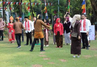 Pekerja BRI Region 6 Antusias Ikuti Beragam Lomba 17 Agustus