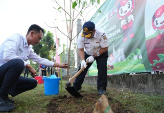 Peringati Tiga Tahun Beroperasi, LRT Jabodebek Tanam 123 Pohon dan Gelar Donor Darah