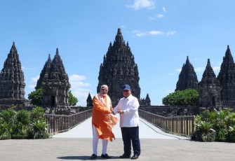 Prabowo dan PM Modi Tegaskan Ikatan Peradaban Indonesia-India di Candi Prambanan