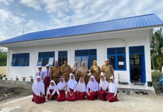 Respon Cepat PTPN Group Bangun Kembali Gedung Sekolah di Rokan Hulu Pasca Terbakar