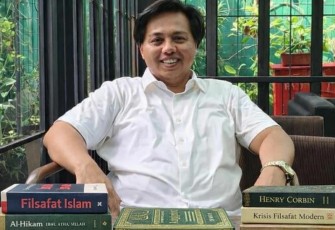 HRM Khalilur R Abdullah Sahlawiy Warga NU Kyai Kampung