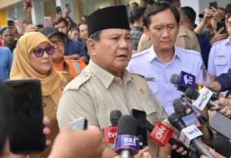 Presiden Prabowo Subianto memastikan pemerintah akan segera melakukan investigasi menyeluruh serta mempercepat perbaikan sistem keselamatan perlintasan kereta api