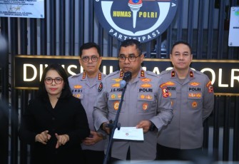 Kadivhumas Polri Irjen Pol Johnny Eddizon Isir 