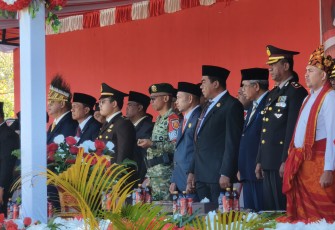 Pelaksanaan upacara memperingati detik-detik Proklamasi dalam rangka Hari Ulang Tahun (HUT) ke-81 Kemerdekaan Republik Indonesia yang dilaksanakan di dua wilayah perbatasan, Kabupaten Belu dan Kabupaten Malaka, Senin (17/8/2026).