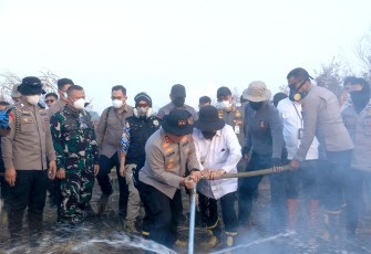 Komandan Lanud Sjamsudin Noor Bersama Forkopimda Kalsel Turun ke Lapangan Uji Fungsi Inovasi Injeksi Air