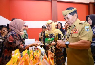 Misi dagang yang digelar di Hotel Tarakan Plaza, Selasa (8/9), tersebut membukukan nilai transaksi mencapai Rp2.507.940.886.000 atau sekitar Rp2,5 triliun.