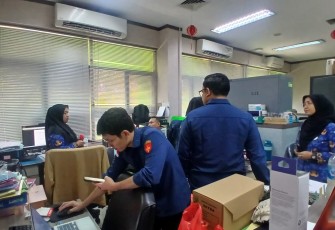 Tim Penyidik JAM PIDSUS Kejaksaan Agung melakukan penggeledahan di sejumlah lokasi terkait penyidikan dugaan tindak pidana korupsi dalam tata kelola PT Minyak dan Gas Bumi (Perseroda) Kota Bekasi dalam KSO dengan PT Pertamina EP periode 2009–2024, Kamis (17/9/2026).