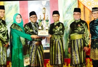 Pembukaan Musabaqah Tilawatil Qur’an dan Hadist (MTQH) ke-XX tingkat Kota Tanjungpinang di Melayu Square, Senin (27/4/2026) malam.