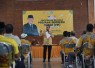 Acara penyerahan beasiswa PIP oleh Anggota Komisi X DPR RI Dapil Jateng IV, Juliyatmono, di Gedung DPD Golkar Karanganyar, Rabu (8/10/2025).