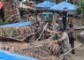 Pemkot Bengkulu Bersihkan Puing Pondok di Pantai Panjang /Foto : MC 
