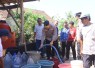 Polres Bondowoso Salurkan Air Bersih ke 20 Dusun yang Terdampak Kekeringan