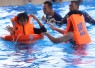 Satpolairud Polres Lamongan Bekali Santri Keterampilan Berenang dan Penyelamatan di Perairan