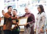 Wabup Bintan Deby Maryanti Terima Sertifikat Eliminasi Malaria dari Kementerian Kesehatan RI