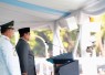 Menteri Dalam Negeri (Mendagri) Muhammad Tito Karnavian mendampingi Presiden Prabowo Subianto melantik 1.204 Pamong Praja Muda Institut Pemerintahan Dalam Negeri (IPDN) Angkatan XXXIII
