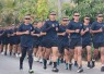 Yonarmed 12 Kostrad Jaga Kebugaran Prajurit Lewat Lari Pagi 5K di Pantai Teluk Gurita