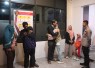 Polres Mojokerto Polda Jawa Timur melalui Polsek Gondang membubarkan aksi konvoi sekelompok pemuda di Jalan Raya Desa Pugeran