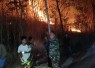 Cekatan, Babinsa Kodim Ponorogo Gerak Cepat Ikut Atasi Kebakaran Hutan