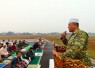 Satgas Kahurtla TNI Gelar Sholat Istisqo dan Sosialisasi di Melawi