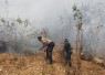 Hutan di Gunung Sadranan Kecamatan Slahung Terbakar, Babinsa Broto Bersama Komponen masyarakat Sigap Padamkan Api 