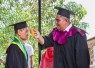 Sebanyak 37 lansia mengikuti prosesi Wisuda Sekolah Lansia Rumah Bahagia Bintan, Rabu (30/09)