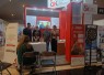  Heri Santosa dari OJK Solo saat mengunjungi stand layanan SLIK dalam "Festival Pembangunan Perumahan Rakyat dan UMKM 2026" di Gedung Wanita Karanganyar, Jumat (10/7/2026)