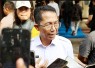 Wali Kota Batam, Amsakar Achmad, memberi keterangan kepada awak media usai menghadiri konferensi pers di Gedung Lancang Kuning Polda Kepri, Selasa (1/9/2026).