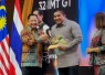 Penghargaan diserahkan dalam rangkaian Gala Dinner 32nd Indonesia-Malaysia-Thailand Growth Triangle (IMT-GT) Ministerial Meeting, Rabu malam (09/09) di Ballroom JW Marriott Hotel Medan, Sumatera Utara.