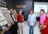 Bupati Jember, Gus Fawait, saat melakukan kunjungan ke PT Bin Cigar, salah satu produsen cerutu di Kabupaten Jember, Sabtu (19/9/2026).